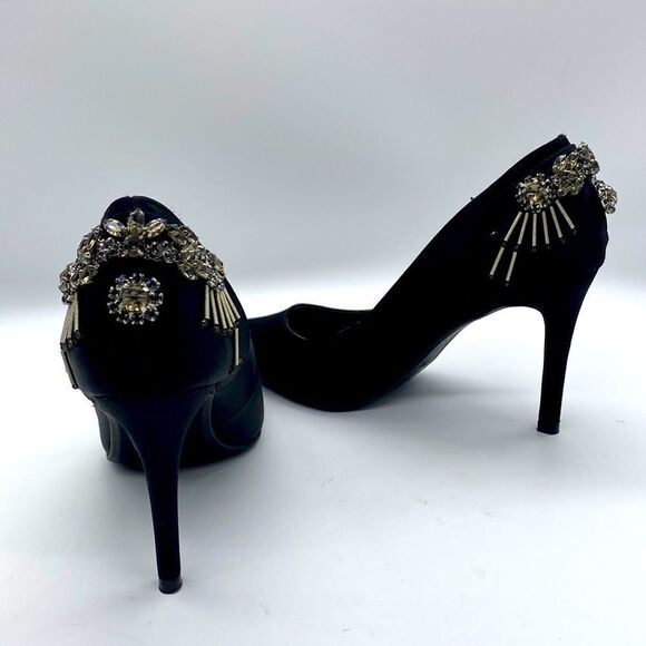 ✨HOST PICK🍸✨NEW ✨ Diamond By Farylrobin Sheila Jeweled Back Heels✨🏷✨ - Picture 1 of 10